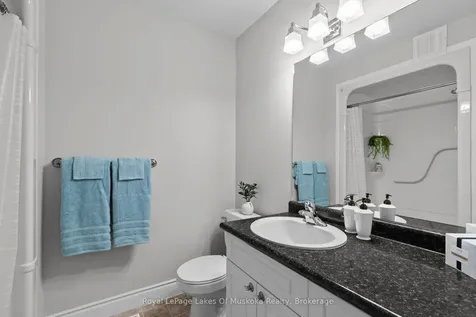 10 Kimberley Avenue Bracebridge ON P1L 0A4