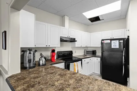 10 Kimberley Avenue Bracebridge ON P1L 0A4