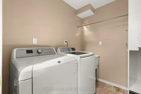 22 Glenwood Drive Huntsville ON P1H 1B6