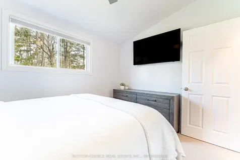 399 Jocko Point Road North Bay ON P1B 8G5