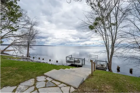 399 Jocko Point Road North Bay ON P1B 8G5