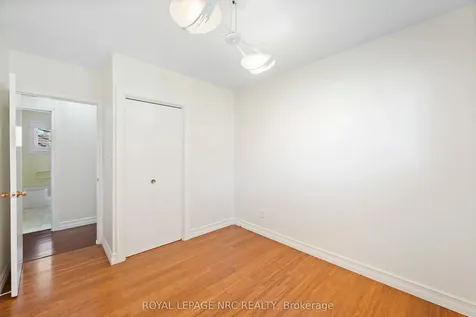 12 Glenview Avenue E St. Catharines ON L2N 2Z6