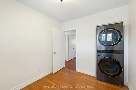 12 Glenview Avenue E St. Catharines ON L2N 2Z6
