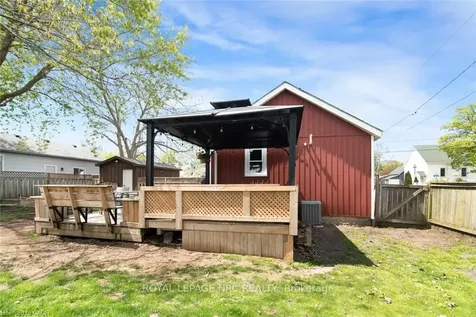 699 Tamarac Street Haldimand ON N1A 2E2