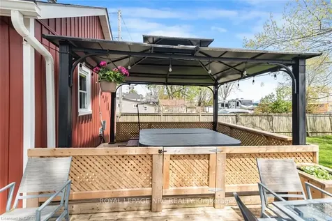 699 Tamarac Street Haldimand ON N1A 2E2