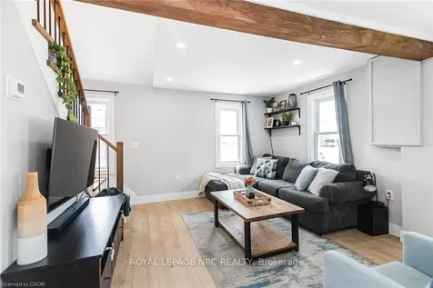 699 Tamarac Street Haldimand ON N1A 2E2