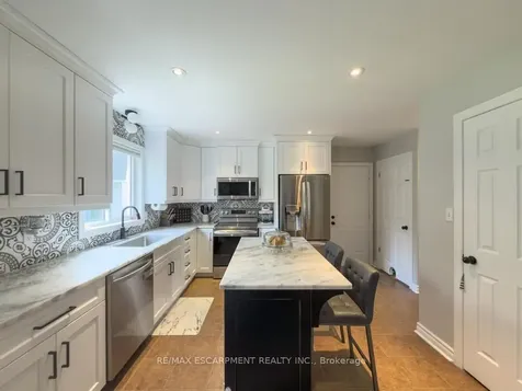21 Maplewood Court Haldimand ON N1A 3G8