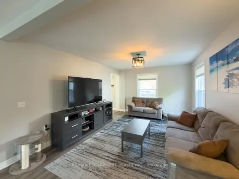 21 Maplewood Court Haldimand ON N1A 3G8