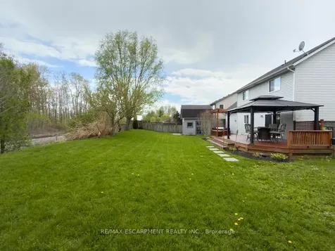 21 Maplewood Court Haldimand ON N1A 3G8