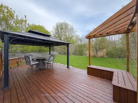 21 Maplewood Court Haldimand ON N1A 3G8