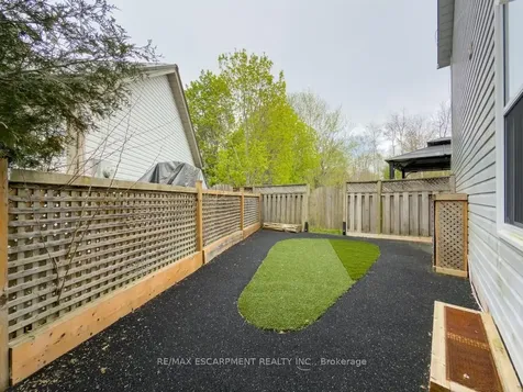 21 Maplewood Court Haldimand ON N1A 3G8