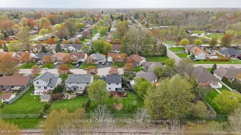 21 Maplewood Court Haldimand ON N1A 3G8