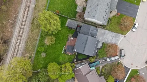 21 Maplewood Court Haldimand ON N1A 3G8
