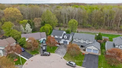 21 Maplewood Court Haldimand ON N1A 3G8