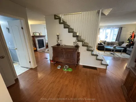 650 Lorne Street W Laurentian Valley ON K8A 6T6