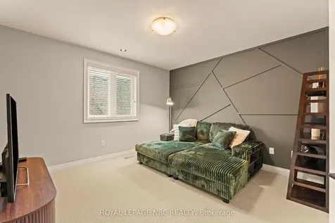 63 Terrace Drive Grimsby ON L3M 1B6