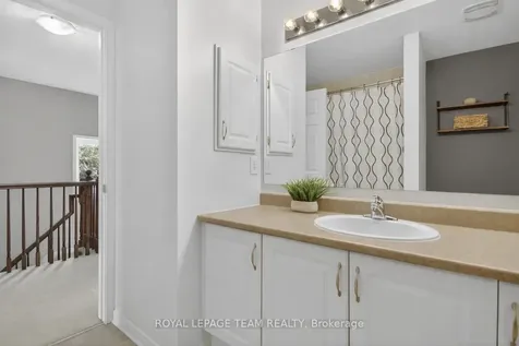 353 Brigitta Street Kanata ON K2S 0H9