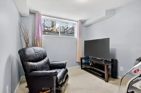 353 Brigitta Street Kanata ON K2S 0H9