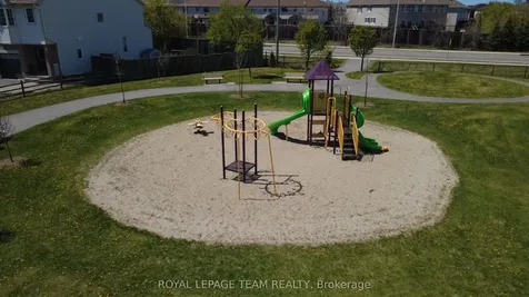 353 Brigitta Street Kanata ON K2S 0H9