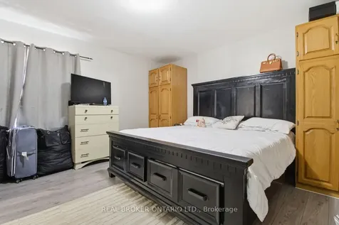 256 Lincoln Street Welland ON L3B 4N1
