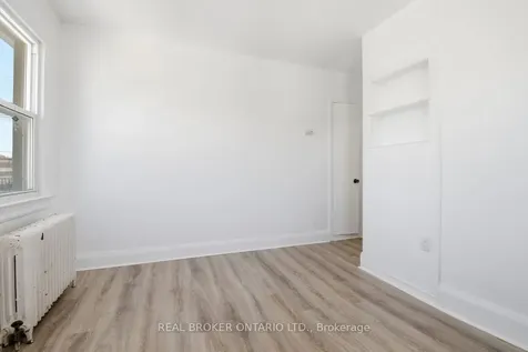 256 Lincoln Street Welland ON L3B 4N1