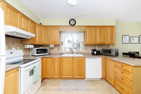 6787 Ailanthus Avenue Niagara Falls ON L2G 4C6