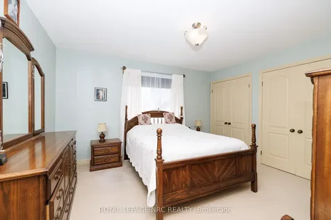 6787 Ailanthus Avenue Niagara Falls ON L2G 4C6
