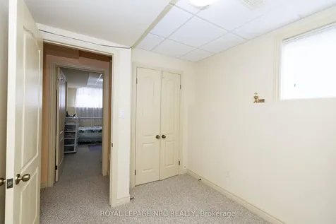 6787 Ailanthus Avenue Niagara Falls ON L2G 4C6