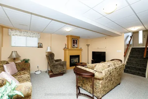 6787 Ailanthus Avenue Niagara Falls ON L2G 4C6