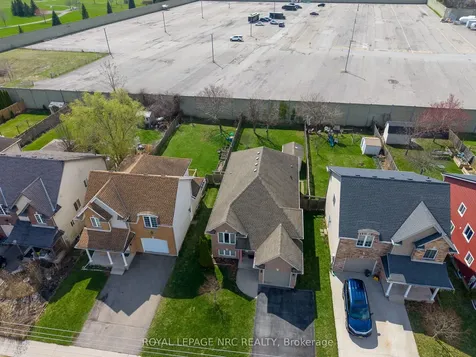 6787 Ailanthus Avenue Niagara Falls ON L2G 4C6