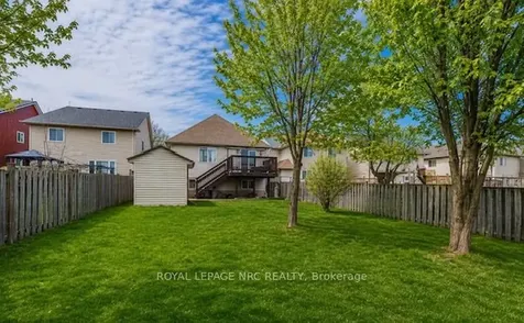 6787 Ailanthus Avenue Niagara Falls ON L2G 4C6
