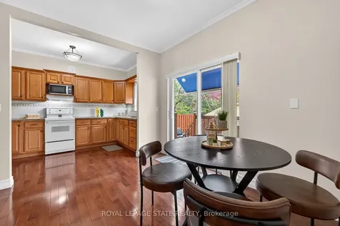 172 Prospect Street S Hamilton ON L8M 2Z4