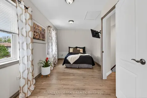 172 Prospect Street S Hamilton ON L8M 2Z4