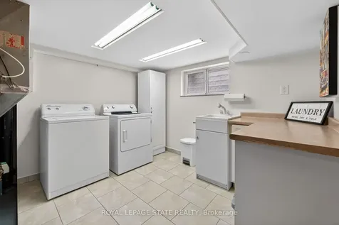 172 Prospect Street S Hamilton ON L8M 2Z4