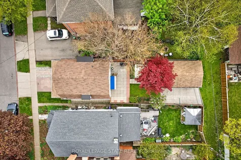 172 Prospect Street S Hamilton ON L8M 2Z4