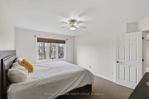 15 Manoir Street Russell ON K0A 1W0