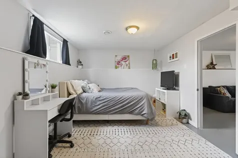 15 Manoir Street Russell ON K0A 1W0