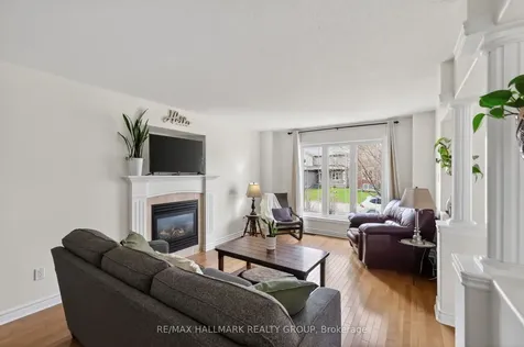 15 Manoir Street Russell ON K0A 1W0