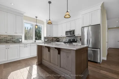 144 Huron Road W Huron-kinloss ON N2Z 2X3