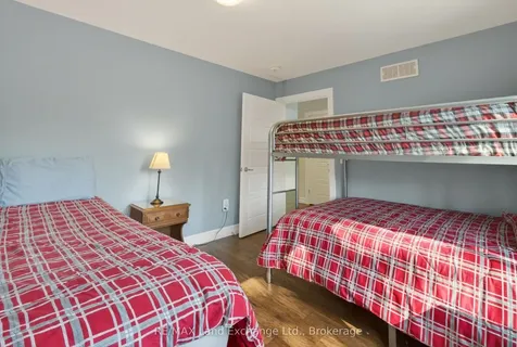 144 Huron Road W Huron-kinloss ON N2Z 2X3