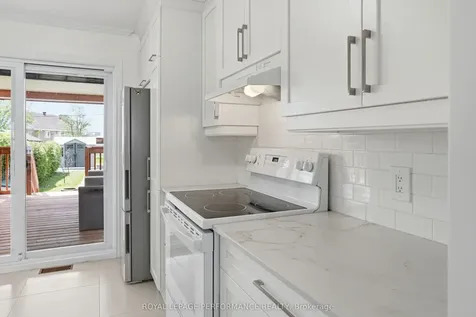 768 Nelson Street W Hawkesbury ON K6A 3P2