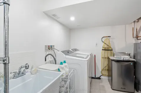 768 Nelson Street W Hawkesbury ON K6A 3P2