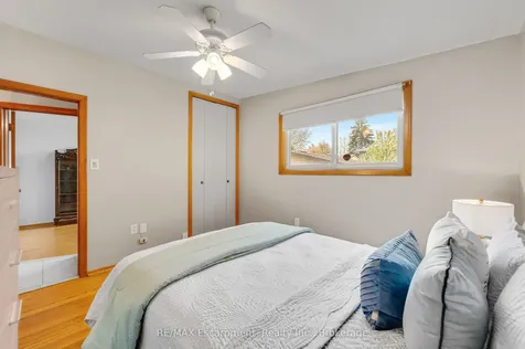 3 Tanager Court Hamilton ON L9A 2L9