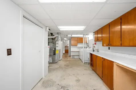 3 Tanager Court Hamilton ON L9A 2L9
