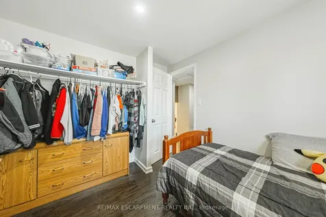 235 Larch Street Hamilton ON L8T 4P5