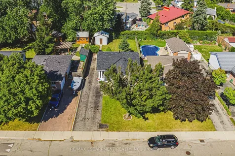 235 Larch Street Hamilton ON L8T 4P5