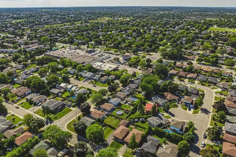 235 Larch Street Hamilton ON L8T 4P5