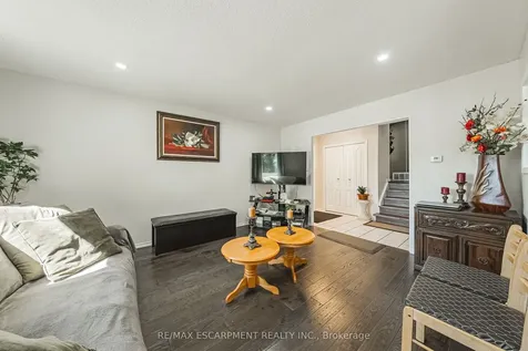 235 Larch Street Hamilton ON L8T 4P5