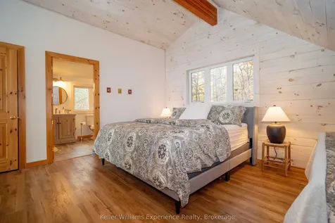 1317 West Lionshead Road Gravenhurst ON N0H 1W0