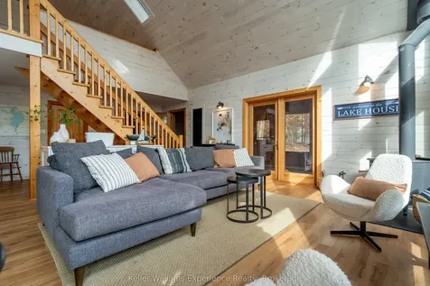 1317 West Lionshead Road Gravenhurst ON N0H 1W0